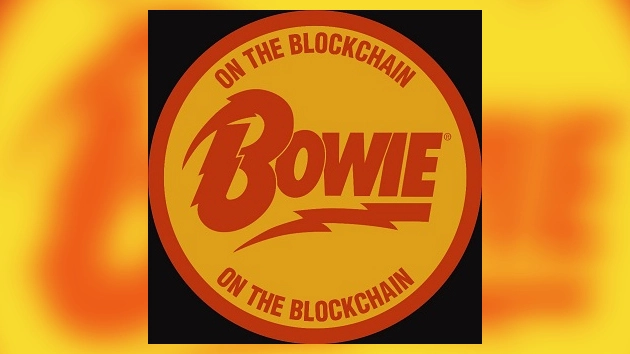 Распродажа NFT на тему Дэвида Боуи «Bowie on the Blockchain» отложена после смерти королевы Елизаветы